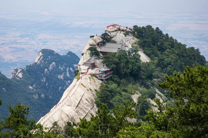 华山